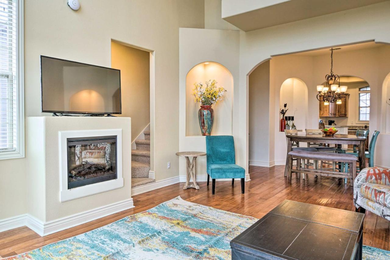 Luxe Branson Retreat With Mtn Views And Pool Access! Apartamento Exterior foto