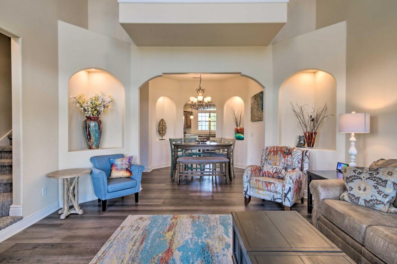Luxe Branson Retreat With Mtn Views And Pool Access! Apartamento Exterior foto