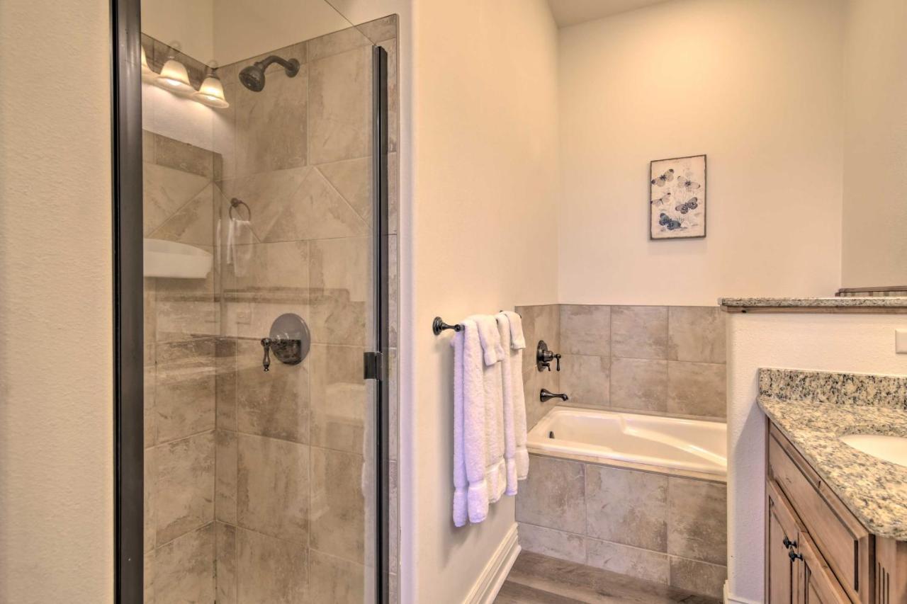 Luxe Branson Retreat With Mtn Views And Pool Access! Apartamento Exterior foto