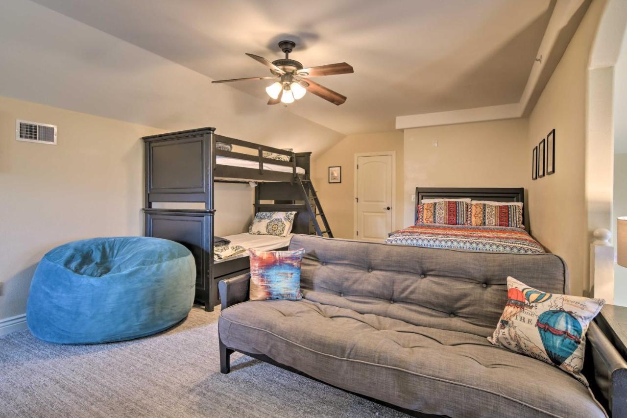 Luxe Branson Retreat With Mtn Views And Pool Access! Apartamento Exterior foto