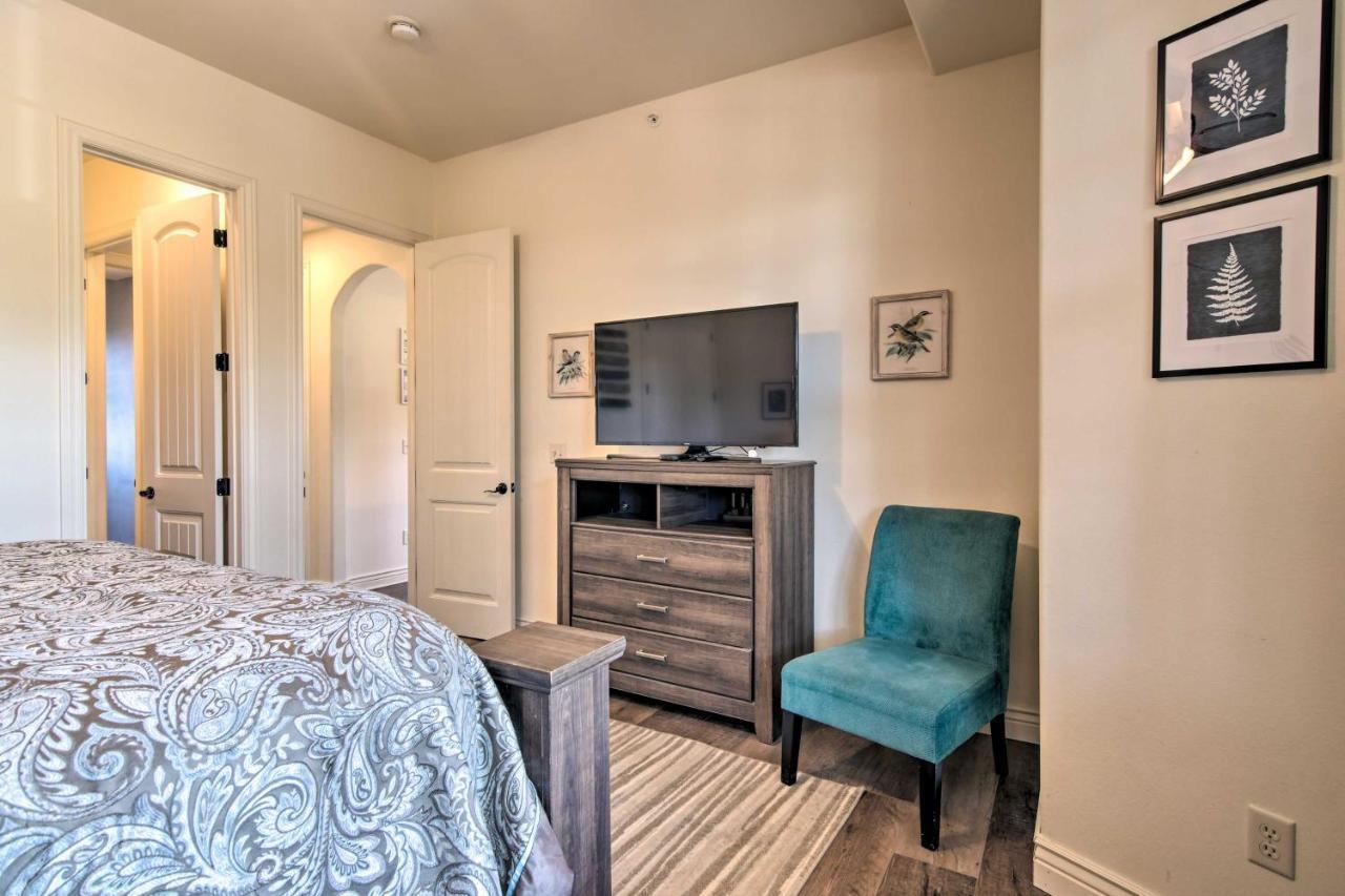 Luxe Branson Retreat With Mtn Views And Pool Access! Apartamento Exterior foto